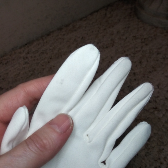 Vintage 1950's Long Button Closure White Evening Gloves - Picture 10 of 11